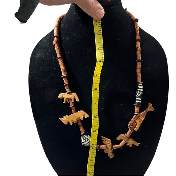 Antique Hand-Carved Wooden Animals & Tribal Painted Pendants Necklace 28” Rhino - Picture 6 of 10